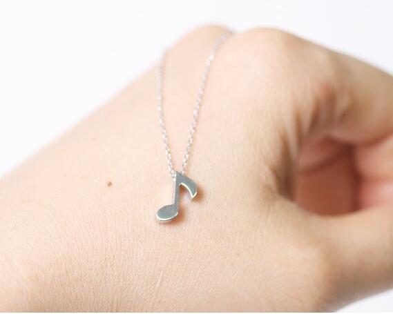 Delicate Musical Note Pendant Necklace