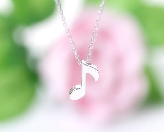 Delicate Musical Note Pendant Necklace